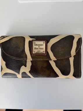 Dooney & Bourke Brown and Cream Giraffe-Pattern Continental Wallet
